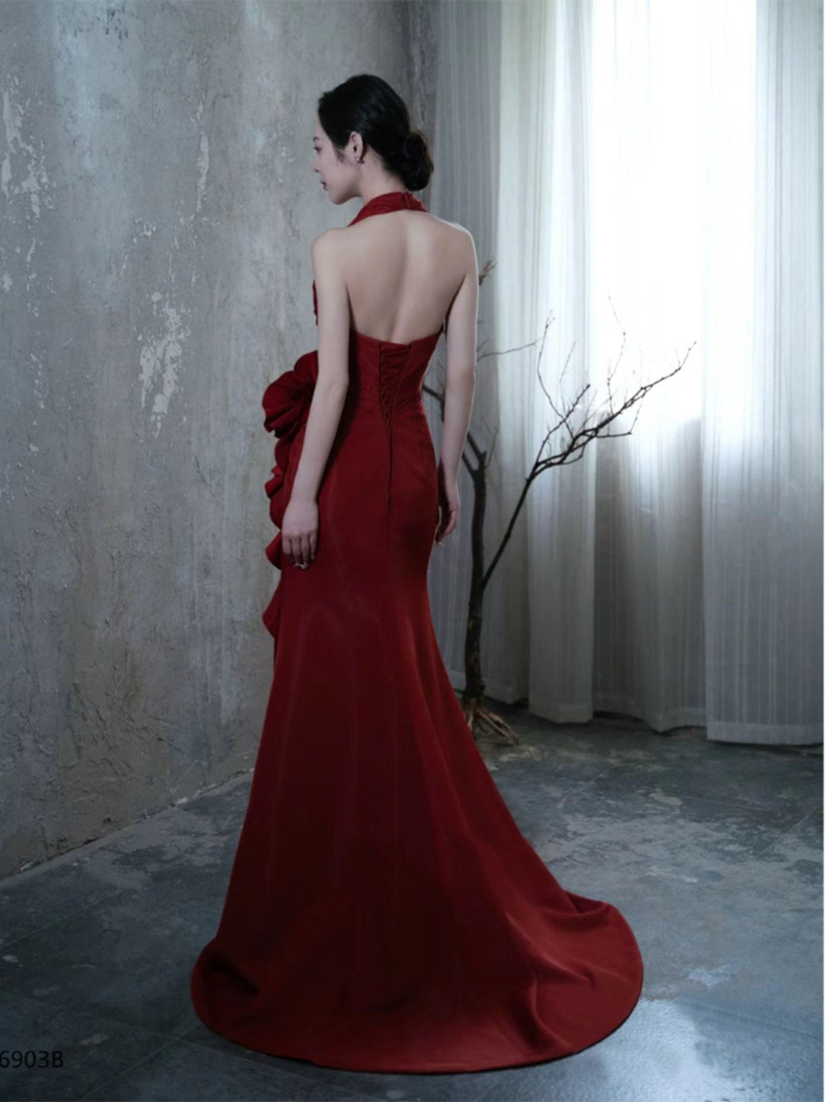 Women’s Wine Red Elegant Halter Wedding Toast Dress