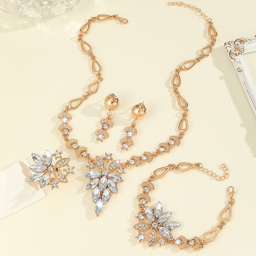 Women's Fashion Horse Eye Ornament Four-piece Jewelry Set