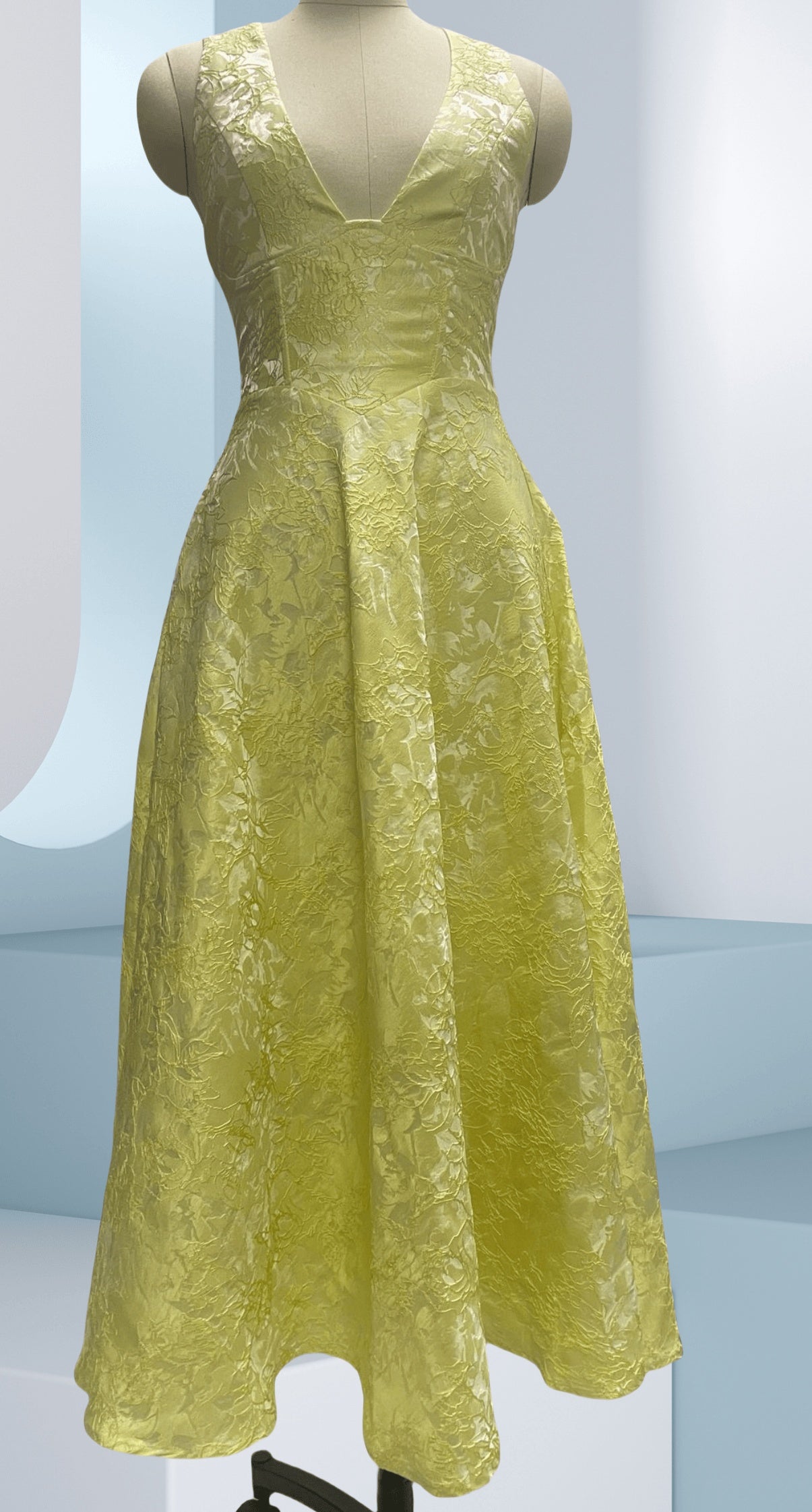 Women’s Elegant V-Neck Halter Floral Jacquard Evening Dress