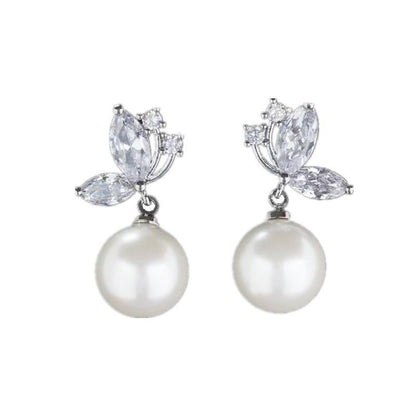 Light Luxury High-grade Rhinestone Butterfly Pearl Earrings