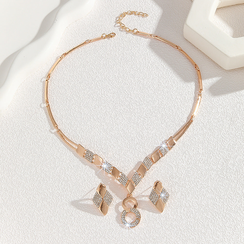 Zinc Alloy Necklace And Earrings Suite Women