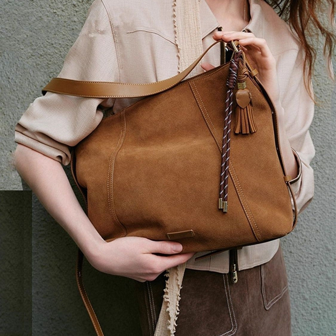 Portable Vintage Velvet Shoulder Bag