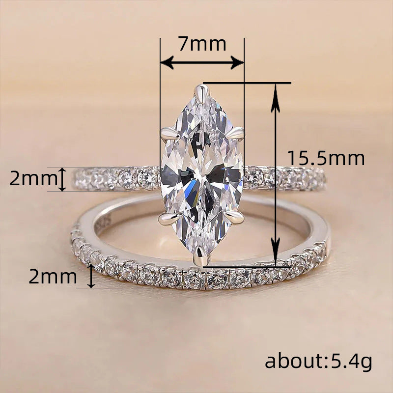Shiny Geometric Zircon Couple Ring for Women