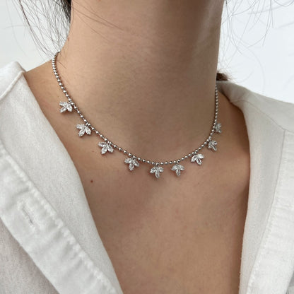 Women's Fashion Horse Eye Stone Maple Leaf Necklace