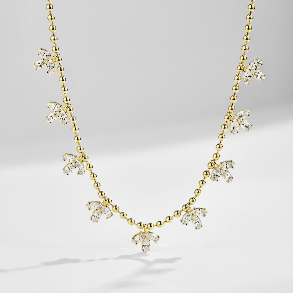 Women's Fashion Horse Eye Stone Maple Leaf Necklace