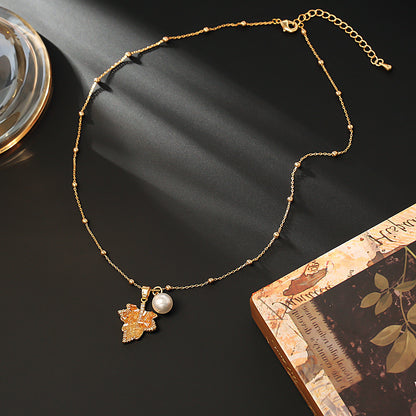 Women Retro Gradient Crystal Maple Leaf Pearl Necklace