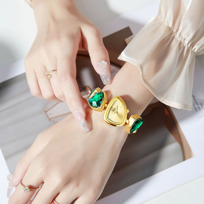 LuxeShine Crystal Diamond Women’s Bracelet Watch