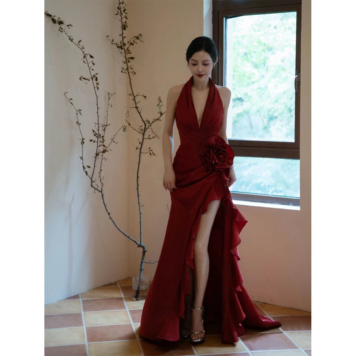 Women’s Wine Red Elegant Halter Wedding Toast Dress