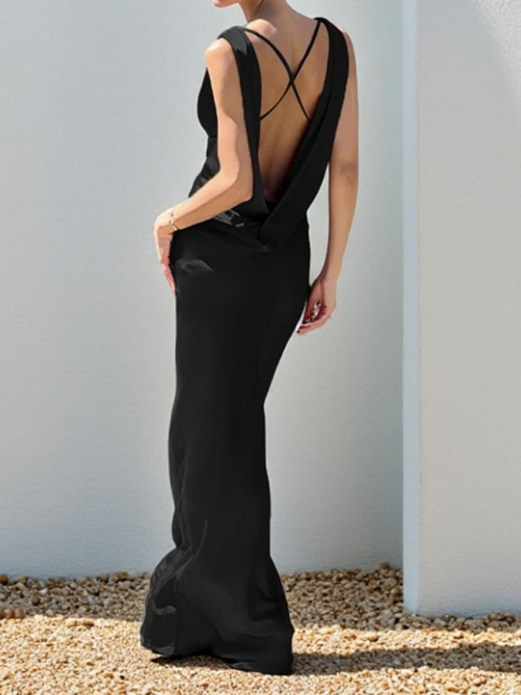 Women’s Deep Drape Neck Gown