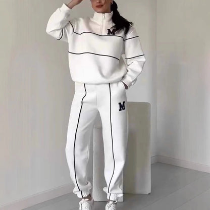 Women’s 2-Piece Sweatshirt & Sweatpants Set