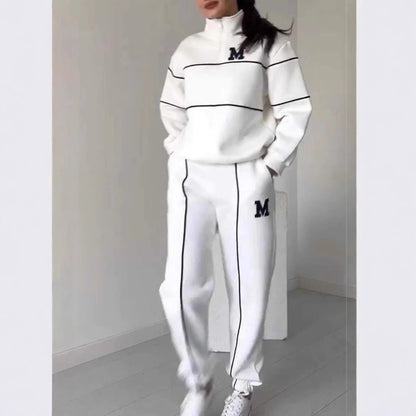 Women’s 2-Piece Sweatshirt & Sweatpants Set